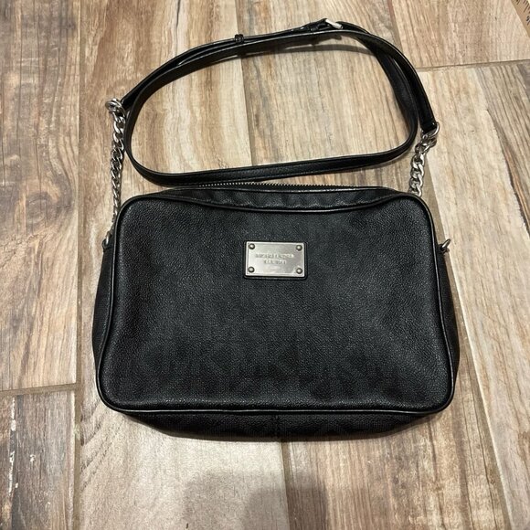 Michael Kors Jet Set Large Crossbody - Picture 1 of 3